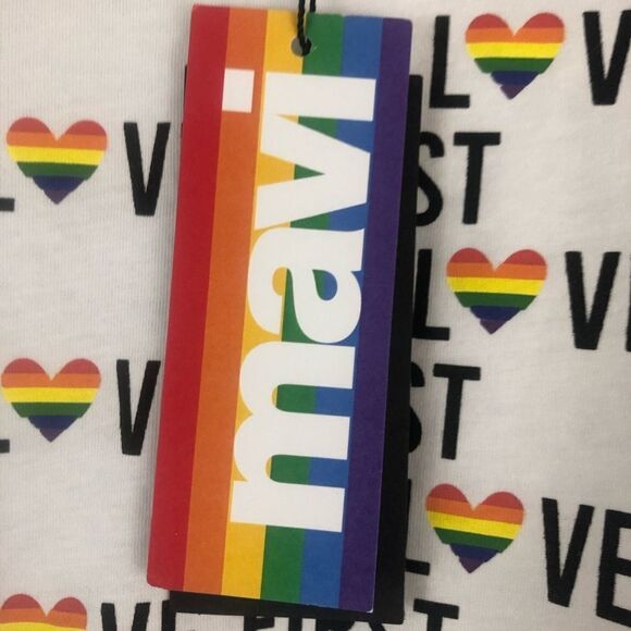 Mavi Love First Pride unisex crop top size M. New with tags - Picture 4 of 6